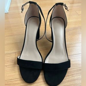 Women’s Black Suede 3.5 inch Block Heels Size 11